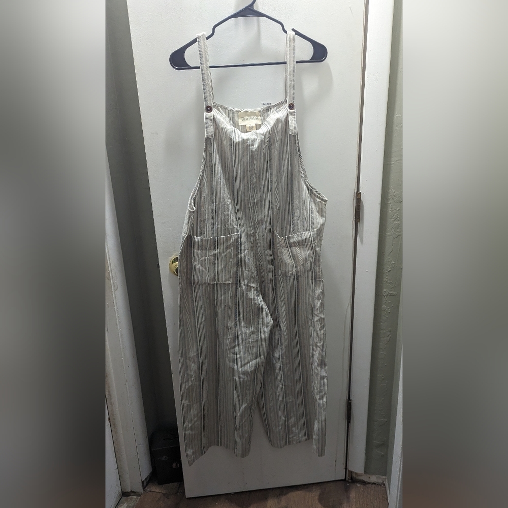 SKY AND SPARROW jumpsuit NWT Size XL